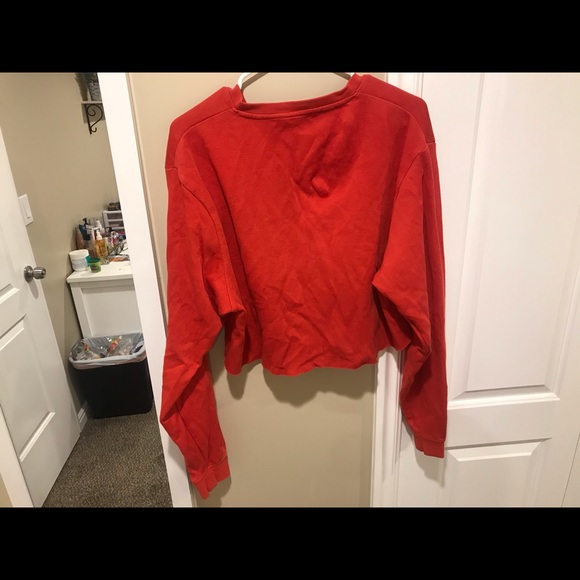 Cropped Sweater - Picture 2 of 3